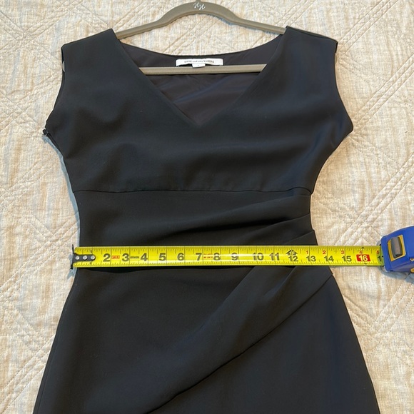 Diane Von Furstenberg Dress DVF Bevin Ruched V Neck Sheath Black Women Size 6 - Picture 16 of 17